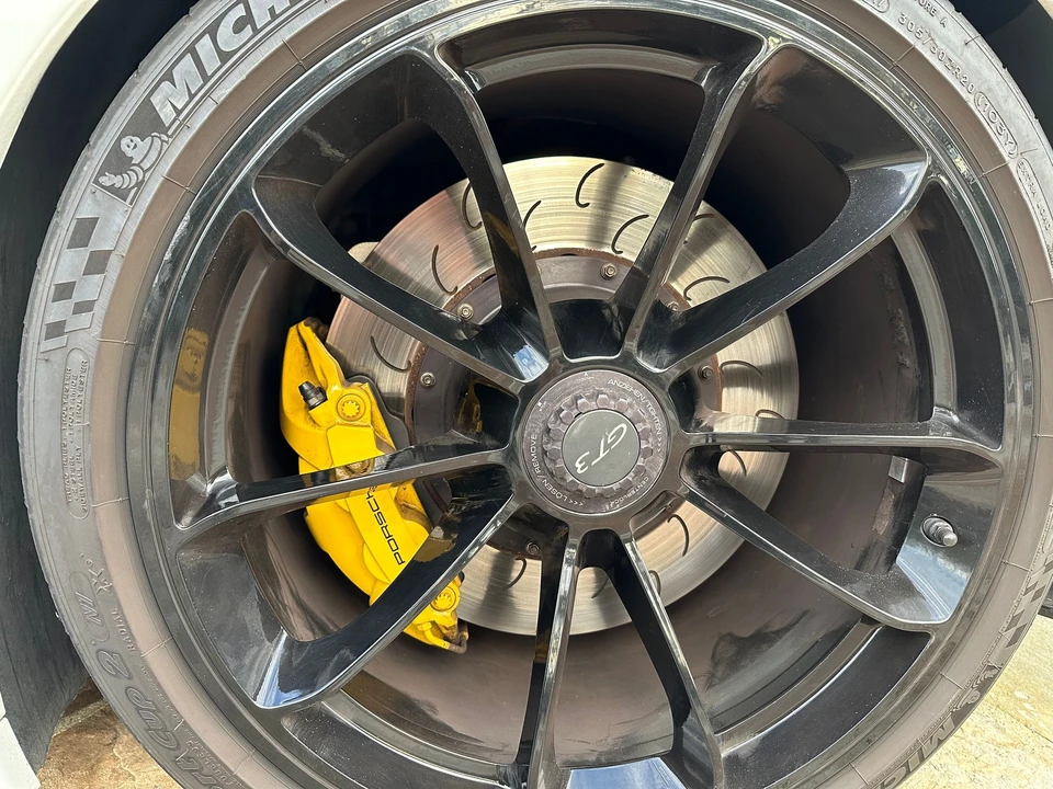 2015 Porsche 991 GT3 - Image 11 of 17