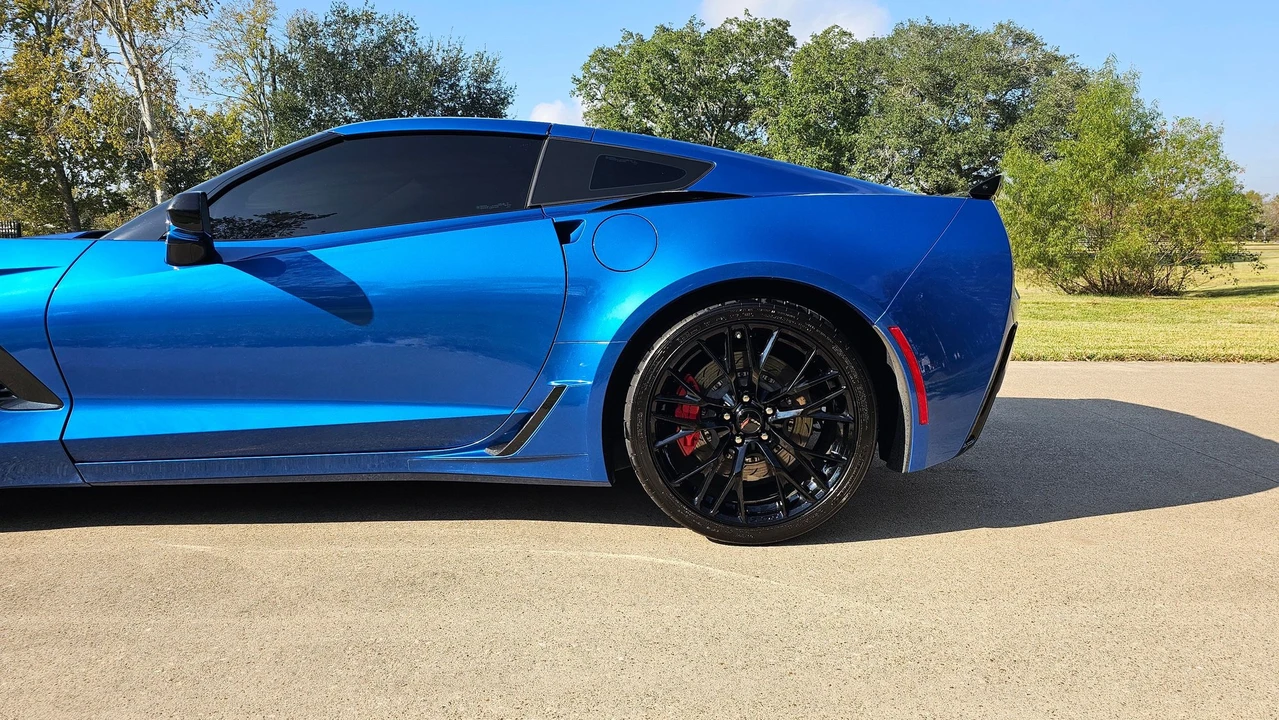 2015 Chevrolet Corvette C7 Z06 - Image 23 of 30