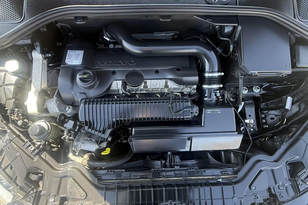 2015 Volvo S60 2nd Gen - Image 6 of 7