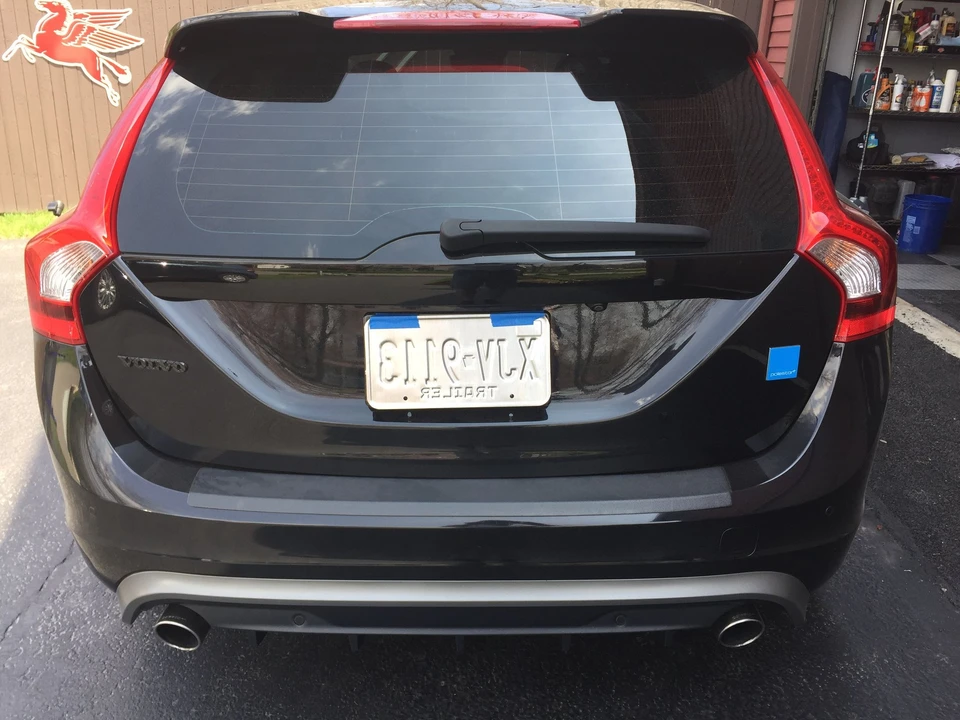 2015 Volvo V60 1st Gen - Image 3 of 12