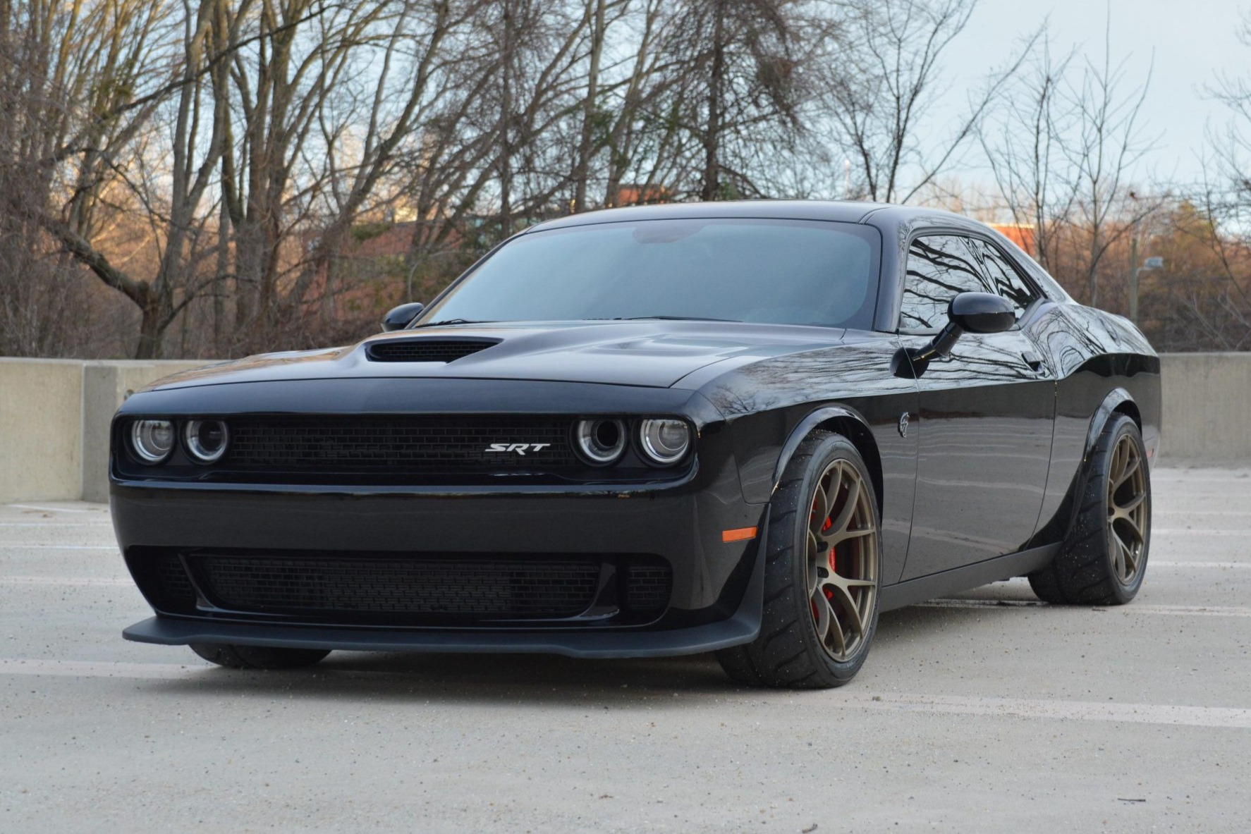 Red Eye-Powered 2015 Dodge Challenger SRT Hellcat 6-Speed