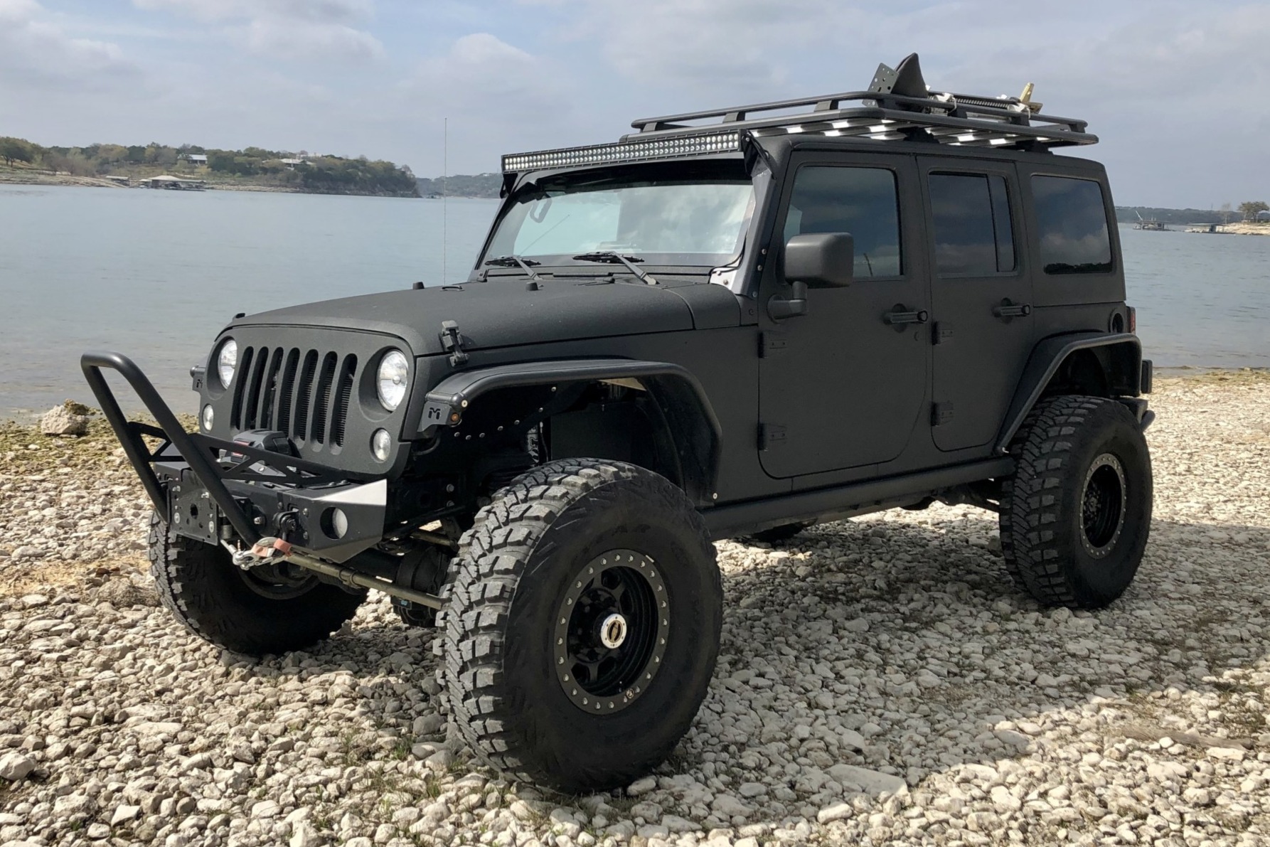 392 Hemi 6.4L V8-Powered 2015 Jeep Wrangler Unlimited Rubicon