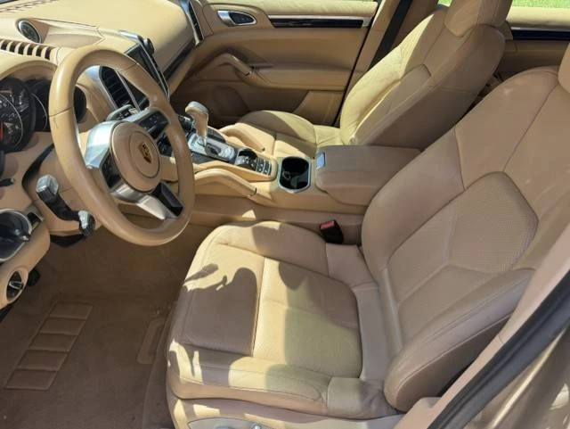 2016 Porsche 958 Cayenne - Image 6 of 11
