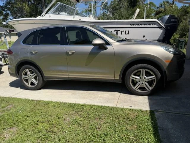 2016 Porsche 958 Cayenne - Image 3 of 11