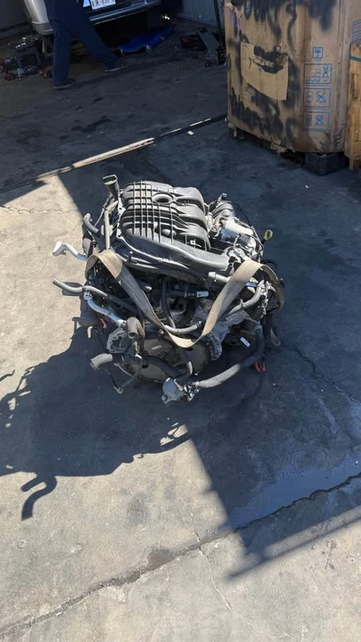 2016 Parts & Memorabilia Engines - Image 2 of 6