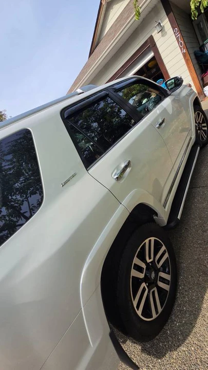 2016 Toyota 4Runner 5th Gen - Image 11 of 15