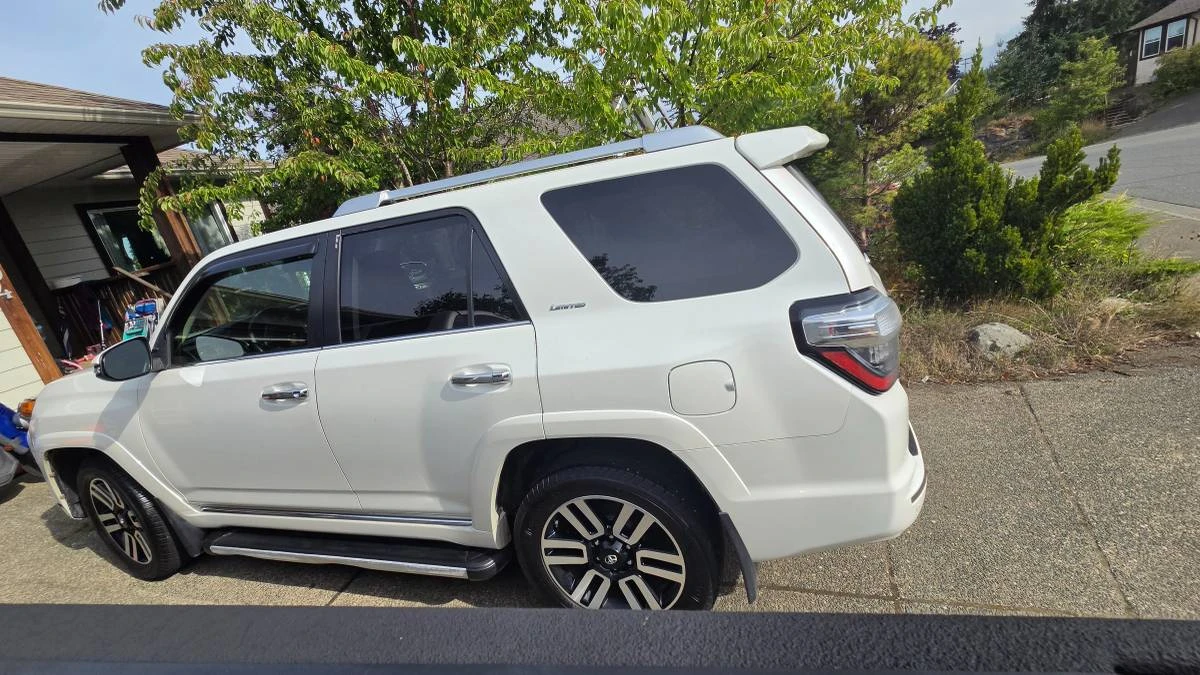 2016 Toyota 4Runner 5th Gen - Image 15 of 15