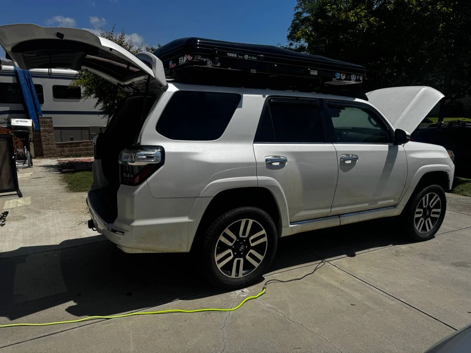 2016 Toyota 4Runner 5th Gen - Image 4 of 11