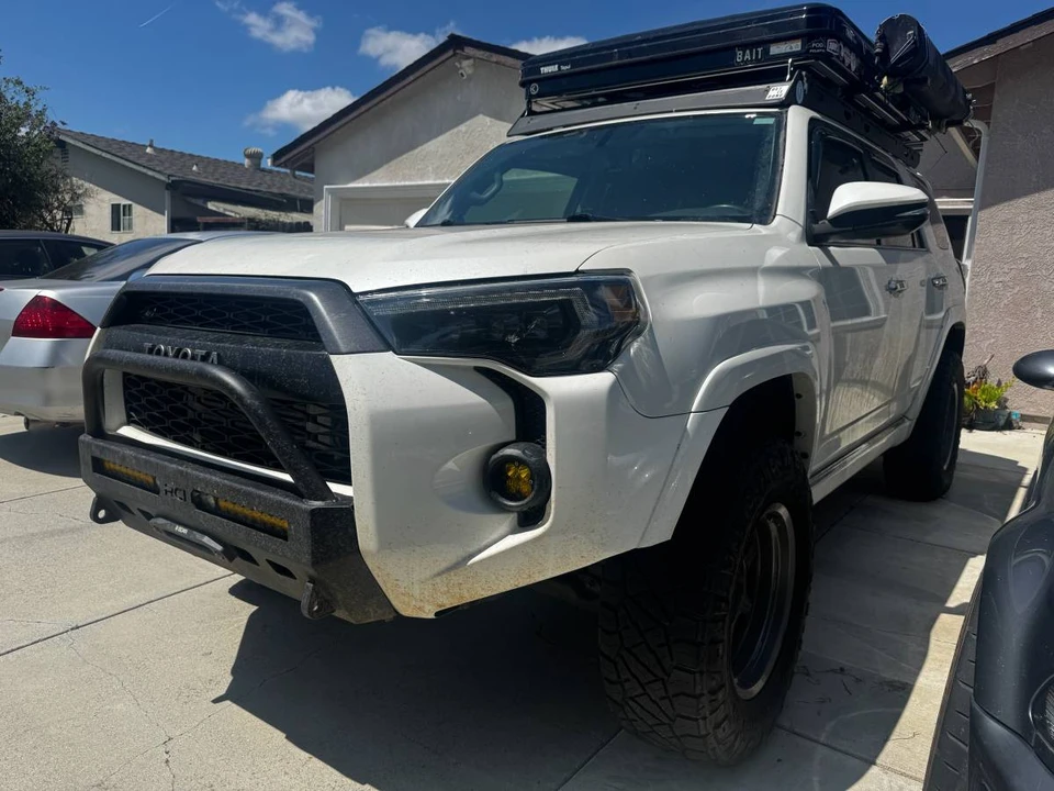 2016 Toyota 4Runner 5th Gen - Image 3 of 11