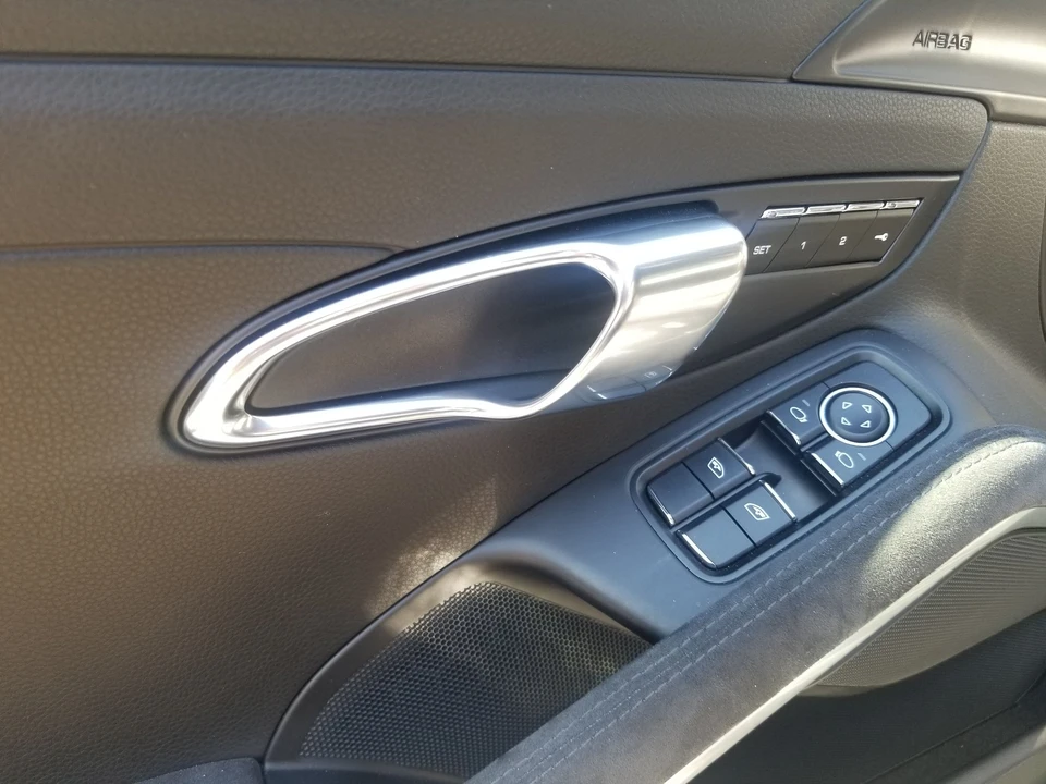 2016 Porsche 991 Targa 4 GTS - Image 19 of 27