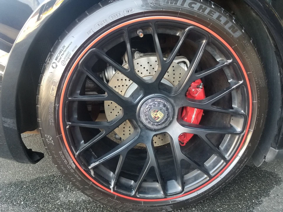 2016 Porsche 991 Targa 4 GTS - Image 14 of 27