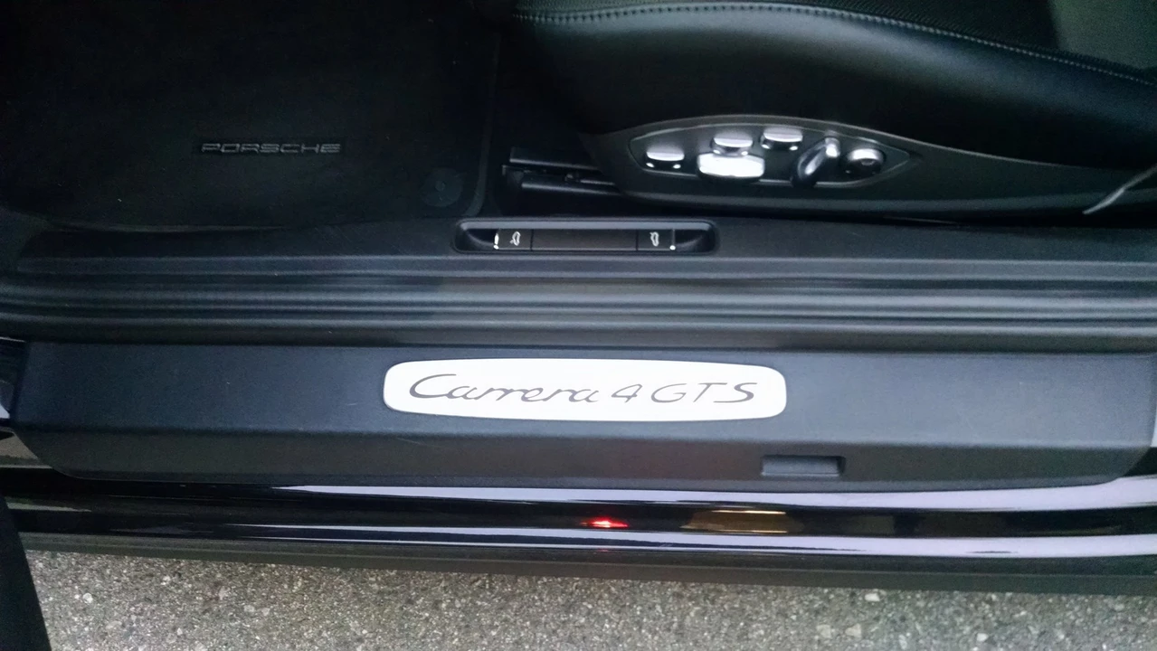 2016 Porsche 991 Targa 4 GTS - Image 4 of 27