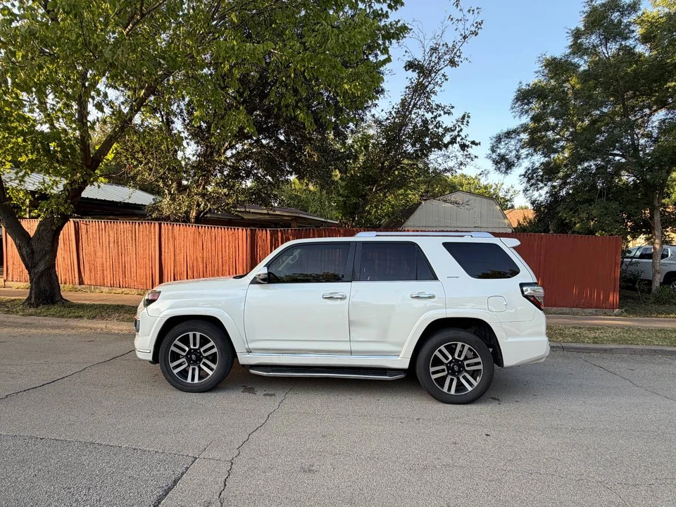 2016 Toyota 4Runner 5th Gen - Image 4 of 9