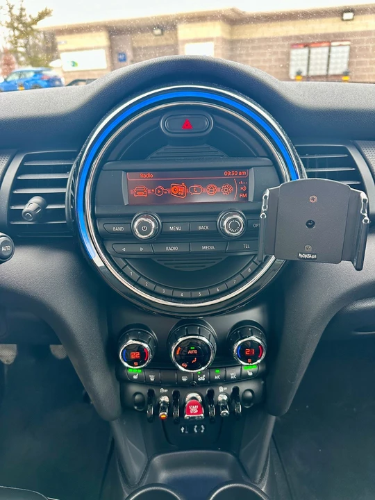 2016 Mini Mini 3rd Gen - Image 13 of 19