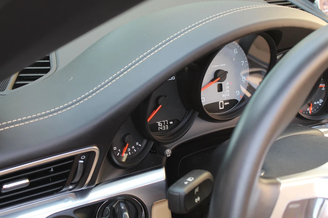 2016 Porsche 991 Carrera 4S - Image 9 of 14