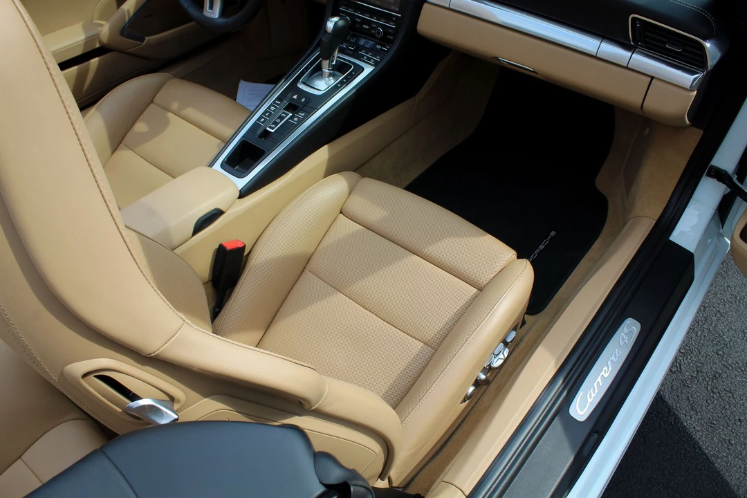 2016 Porsche 991 Carrera 4S - Image 18 of 19