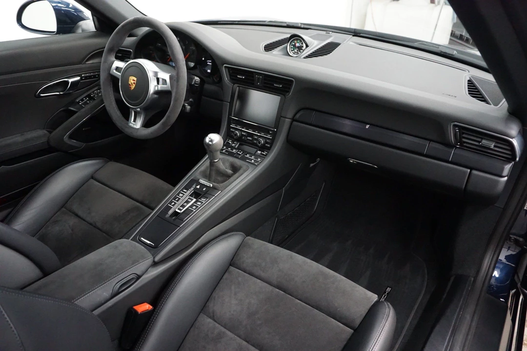 2016 Porsche 991 Carrera GTS - Image 6 of 9