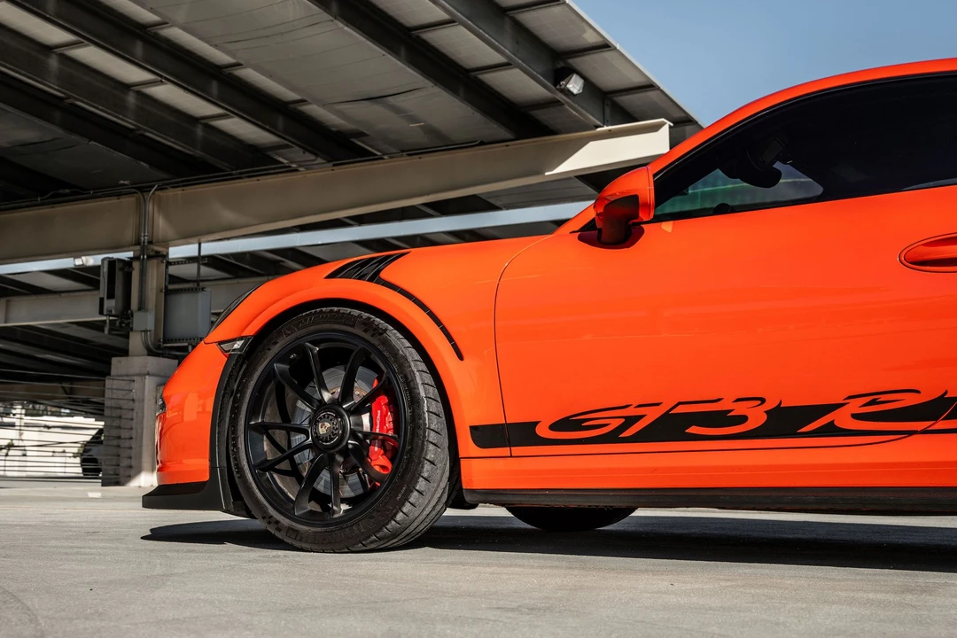 2016 Porsche 991 GT3 RS - Image 9 of 17