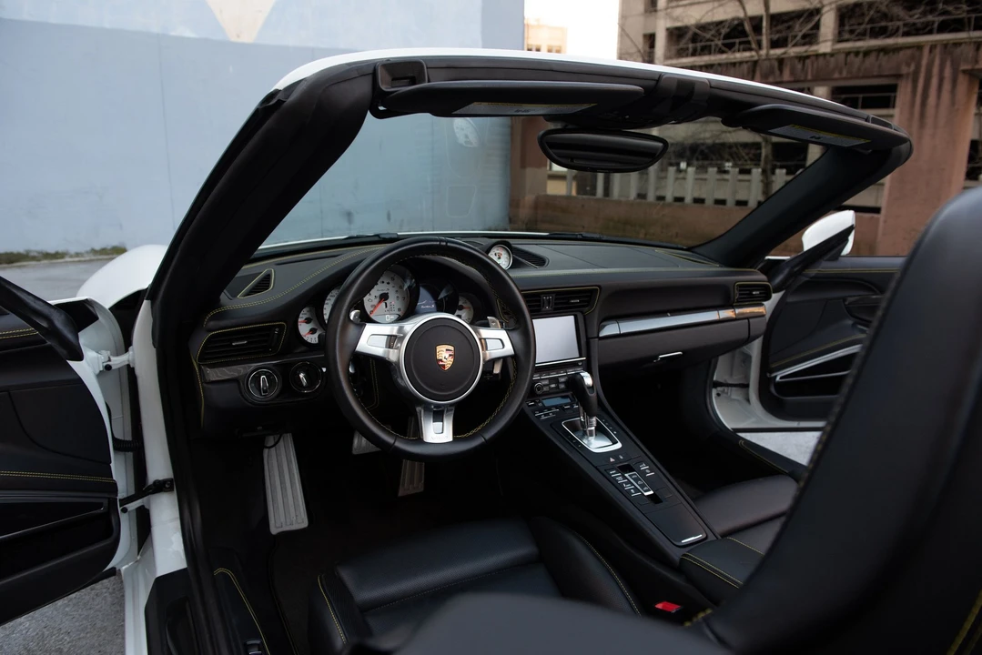 2016 Porsche 991 Turbo S - Image 9 of 22