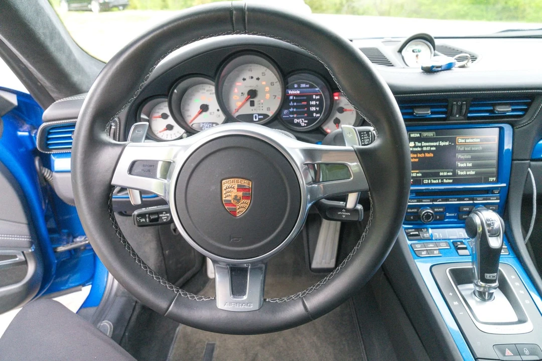 2016 Porsche 991 Turbo S - Image 26 of 31