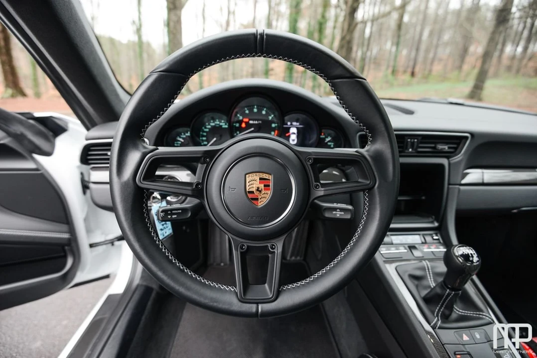 2016 Porsche 991 R - Image 16 of 31
