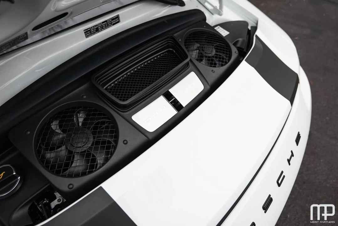 2016 Porsche 991 R - Image 25 of 31