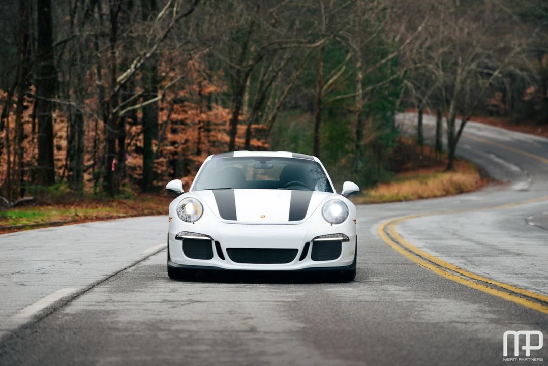 2016 Porsche 991 R - Image 2 of 31