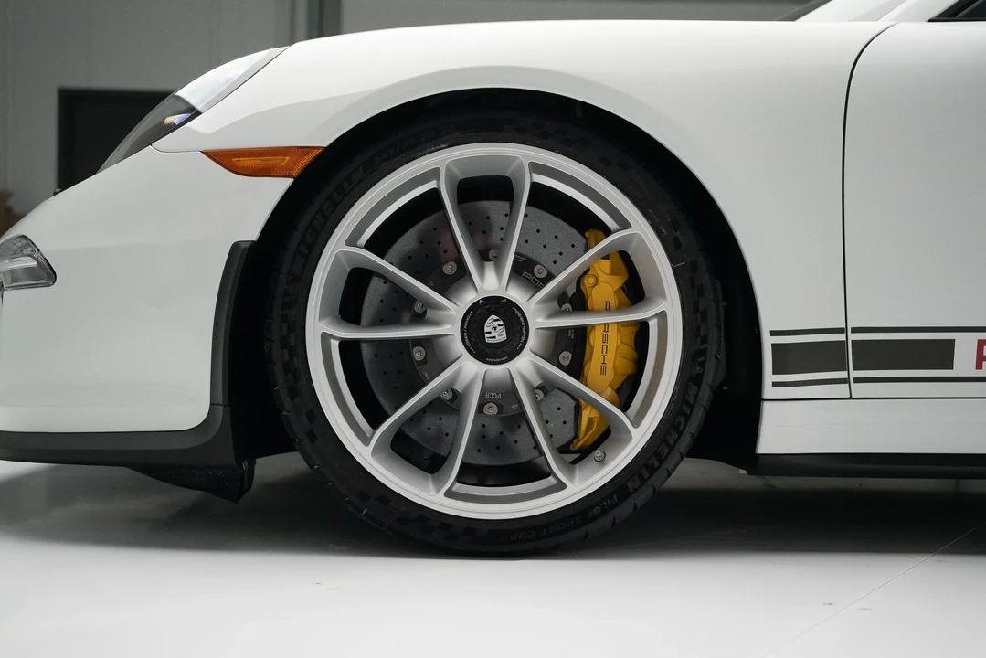 2016 Porsche 991 R - Image 12 of 31