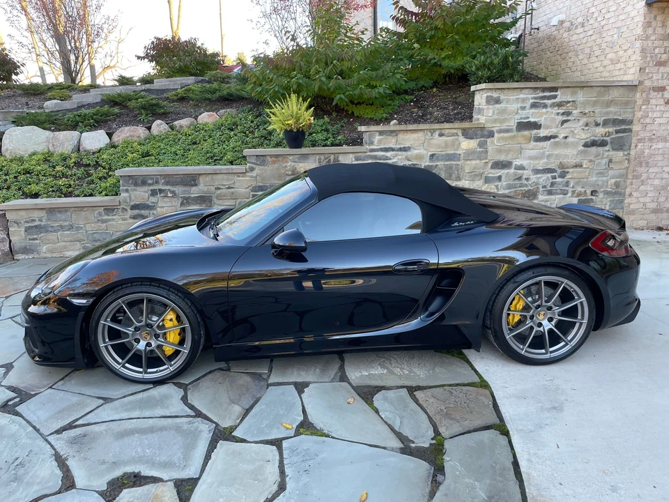2016 Porsche 981 Boxster Spyder - Image 3 of 15