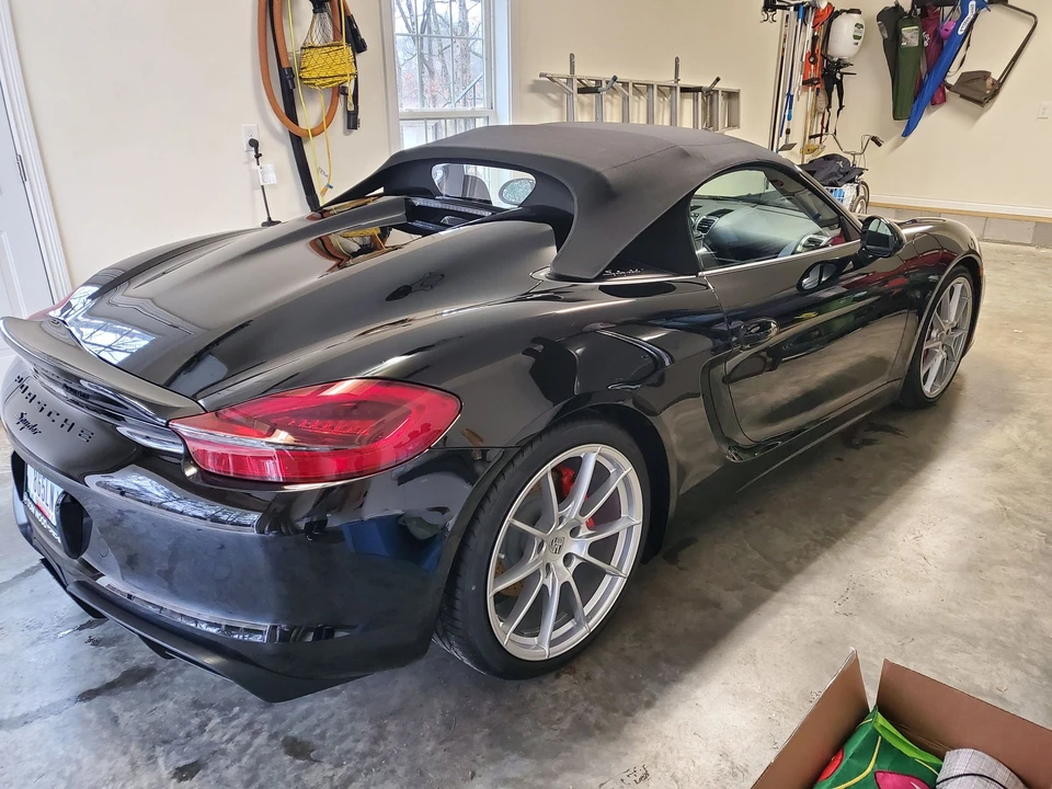 2016 Porsche 981 Boxster Spyder - Image 5 of 6