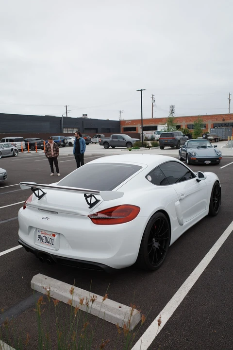 2016 Porsche 981 Cayman GT4 - Image 3 of 4