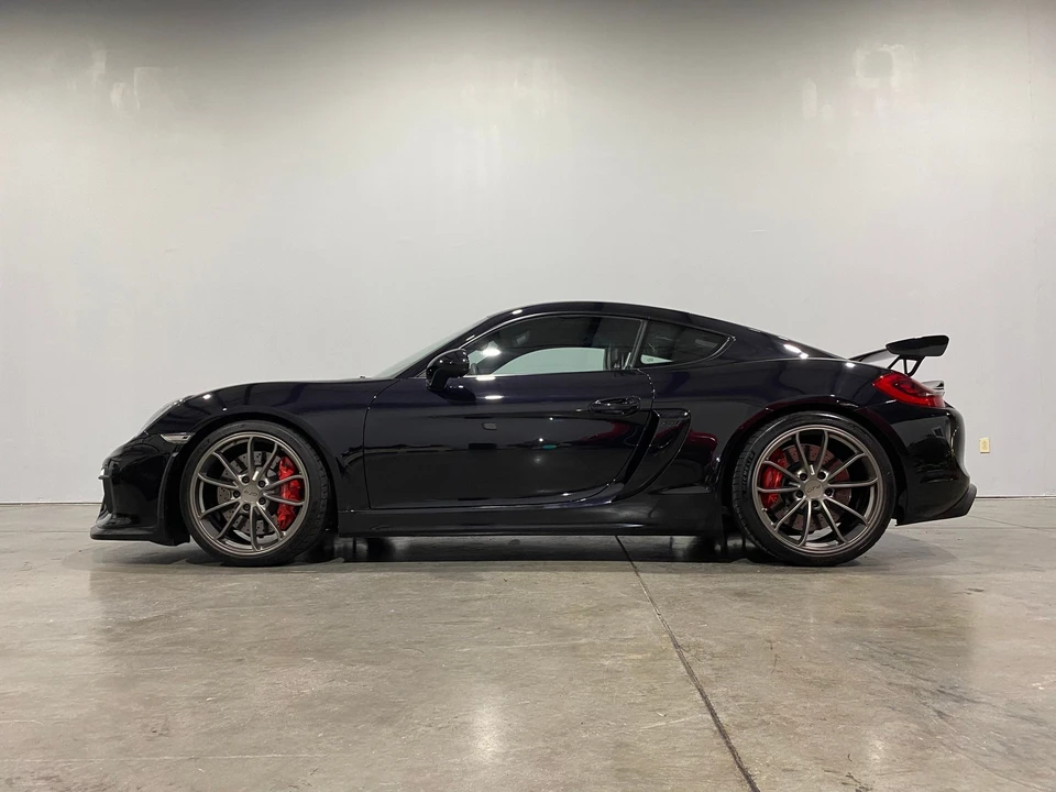2016 Porsche 981 Cayman GT4 - Image 11 of 30