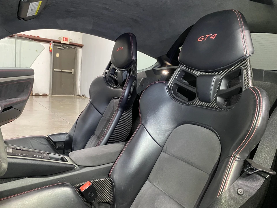 2016 Porsche 981 Cayman GT4 - Image 27 of 30