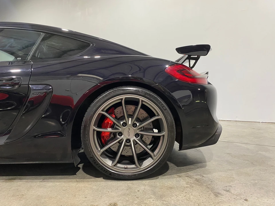 2016 Porsche 981 Cayman GT4 - Image 9 of 30