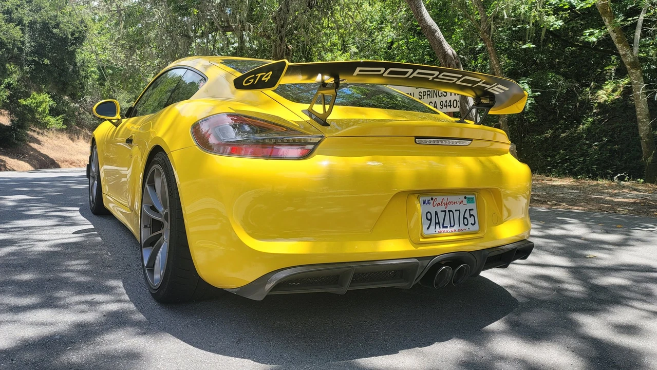 2016 Porsche 981 Cayman GT4 - Image 10 of 12