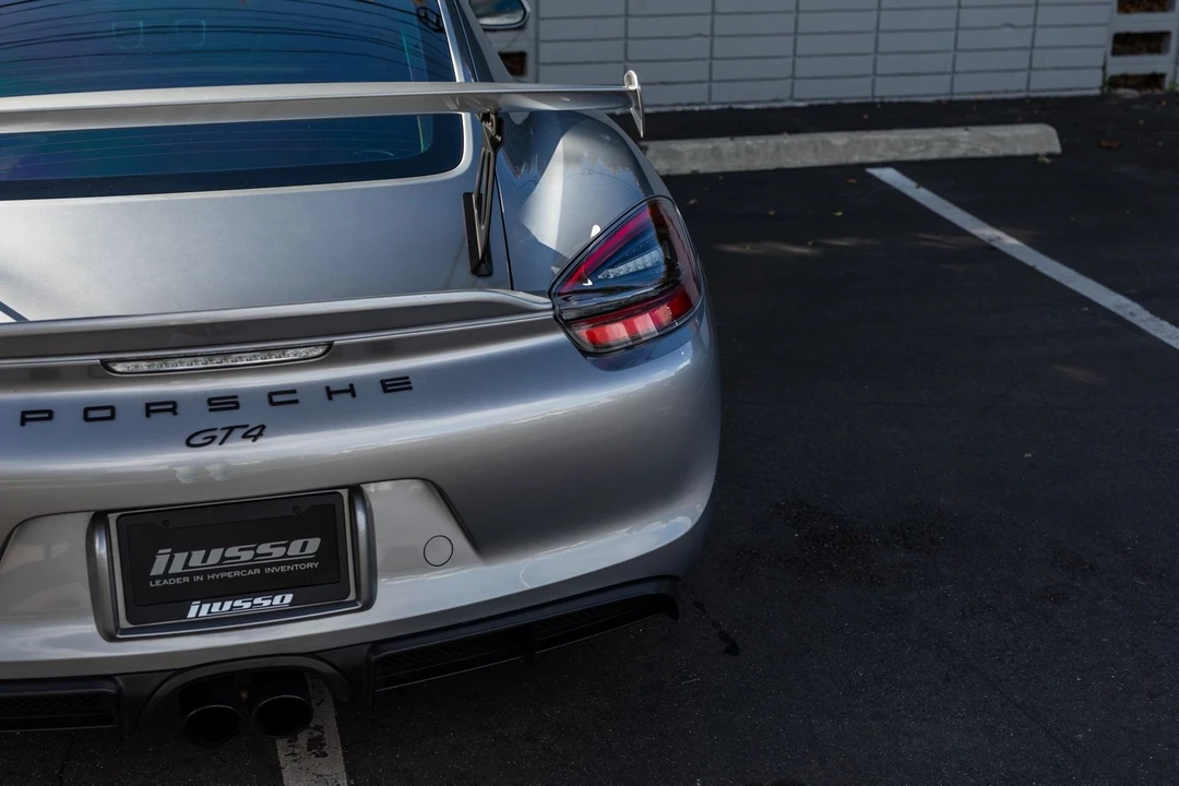 2016 Porsche 981 Cayman GT4 - Image 13 of 31