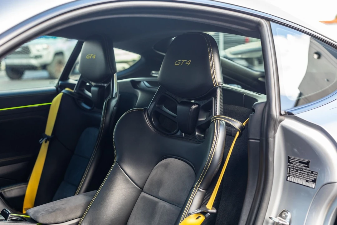 2016 Porsche 981 Cayman GT4 - Image 19 of 31