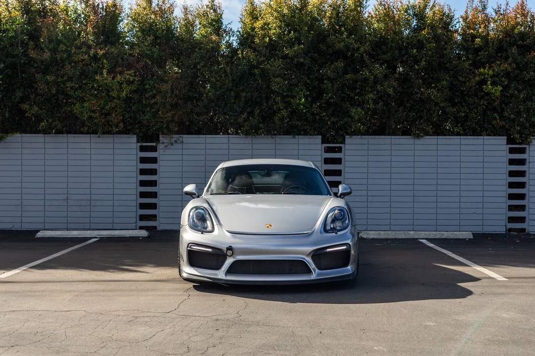 2016 Porsche 981 Cayman GT4 - Image 5 of 31