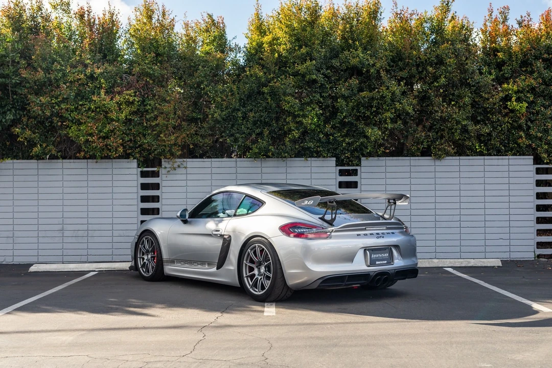 2016 Porsche 981 Cayman GT4 - Image 12 of 31