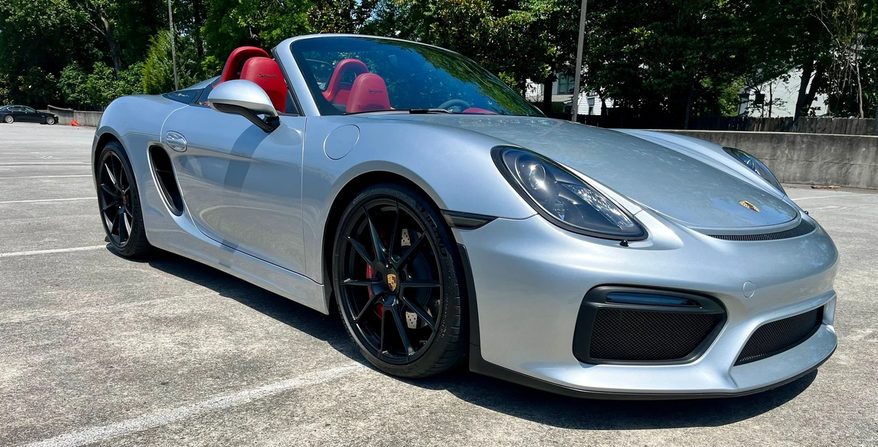 2016 Porsche 981 Boxster Spyder - Image 6 of 31