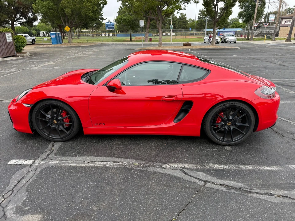 2016 Porsche 981 Cayman GTS - Image 12 of 31