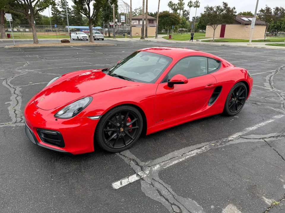 2016 Porsche 981 Cayman GTS - Image 13 of 31