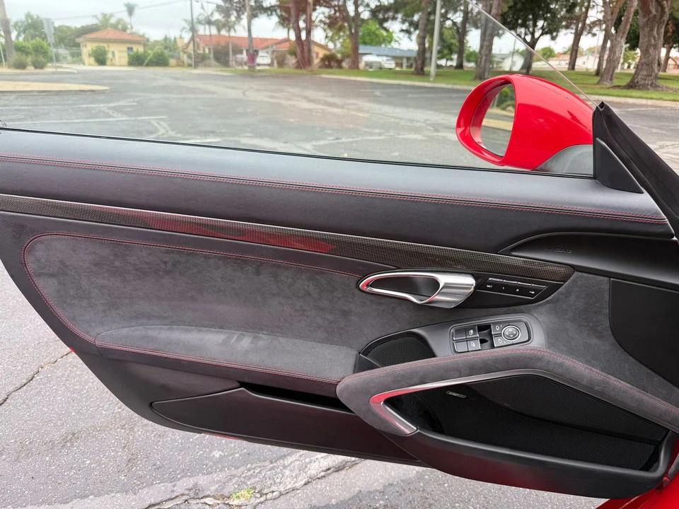2016 Porsche 981 Cayman GTS - Image 28 of 31