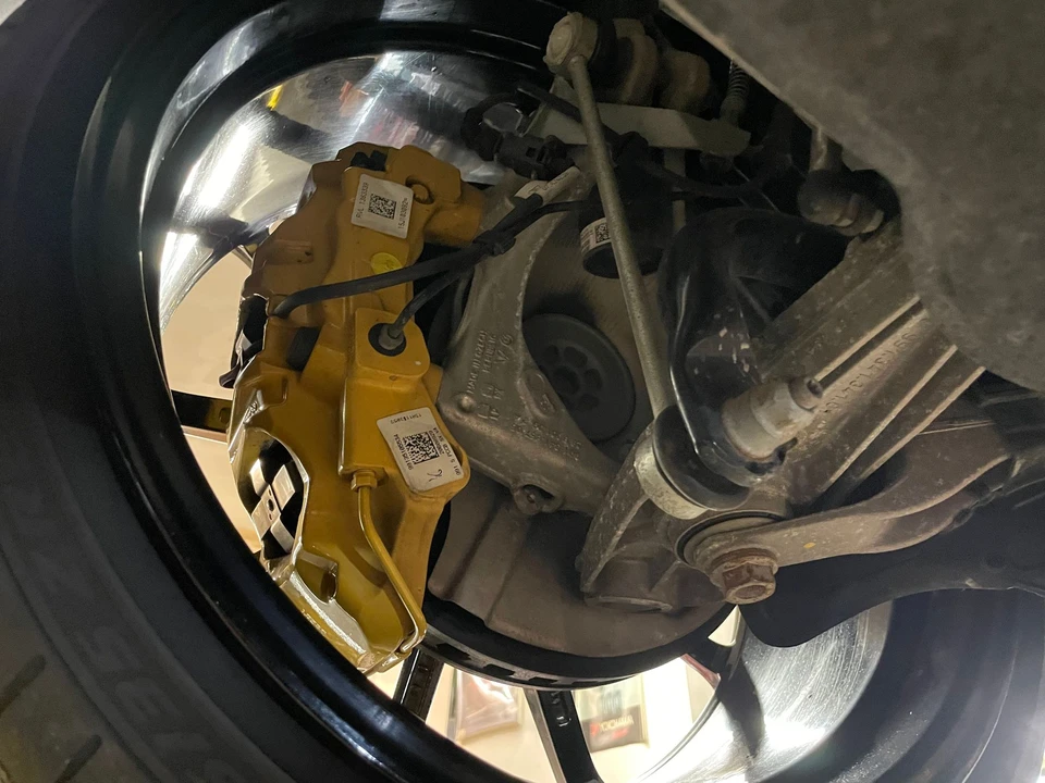 2016 Porsche 981 Boxster Spyder - Image 19 of 21