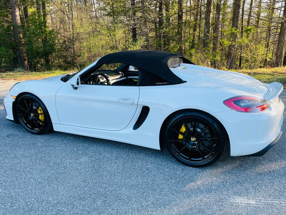 2016 Porsche 981 Boxster Spyder - Image 3 of 21