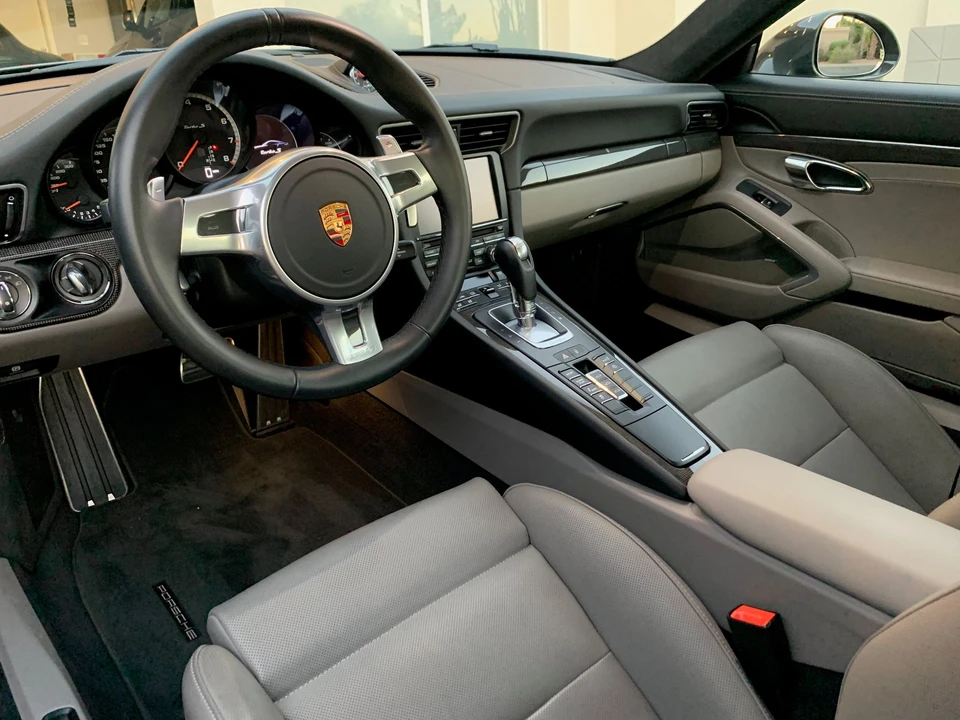 2016 Porsche 991 Turbo S - Image 3 of 4