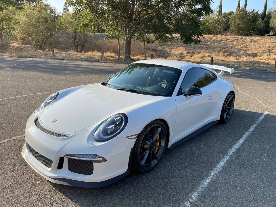 2016 Porsche 991 GT3 - Image 2 of 31