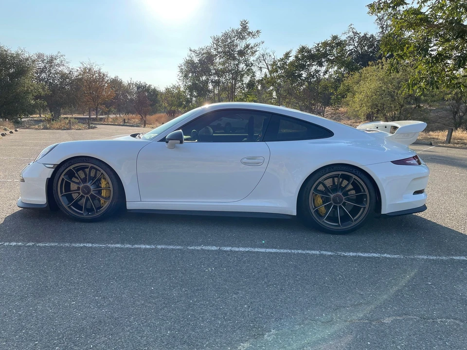 2016 Porsche 991 GT3 - Image 3 of 31