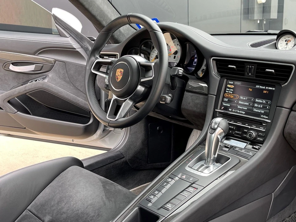2016 Porsche 991 GT3 RS - Image 9 of 11