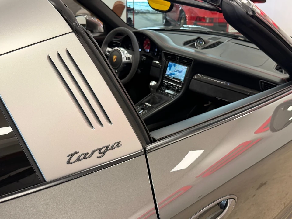 2016 Porsche 991 Targa 4 GTS - Image 10 of 31